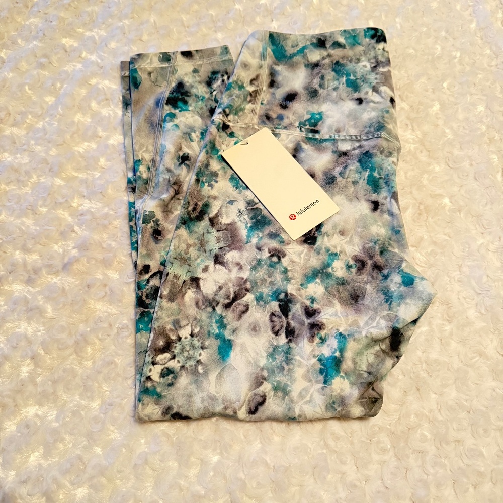 Lululemon Unlimit High-Rise Tight 25"